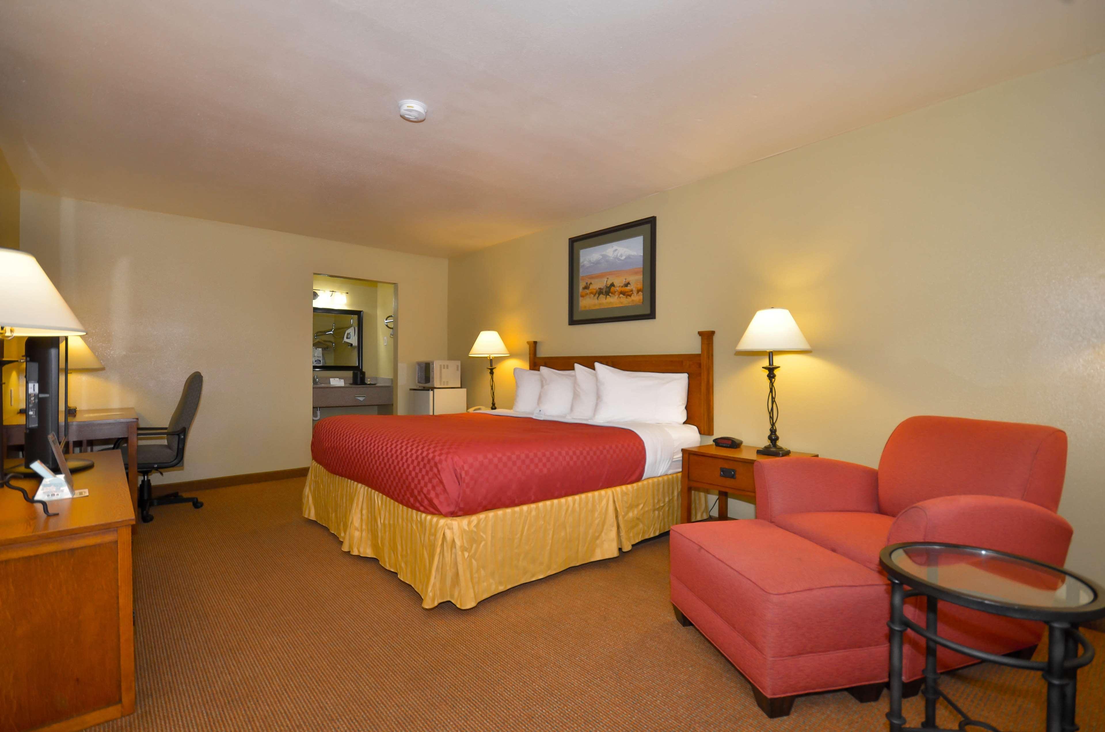 Best Western Executive Inn Hallettsville Buitenkant foto