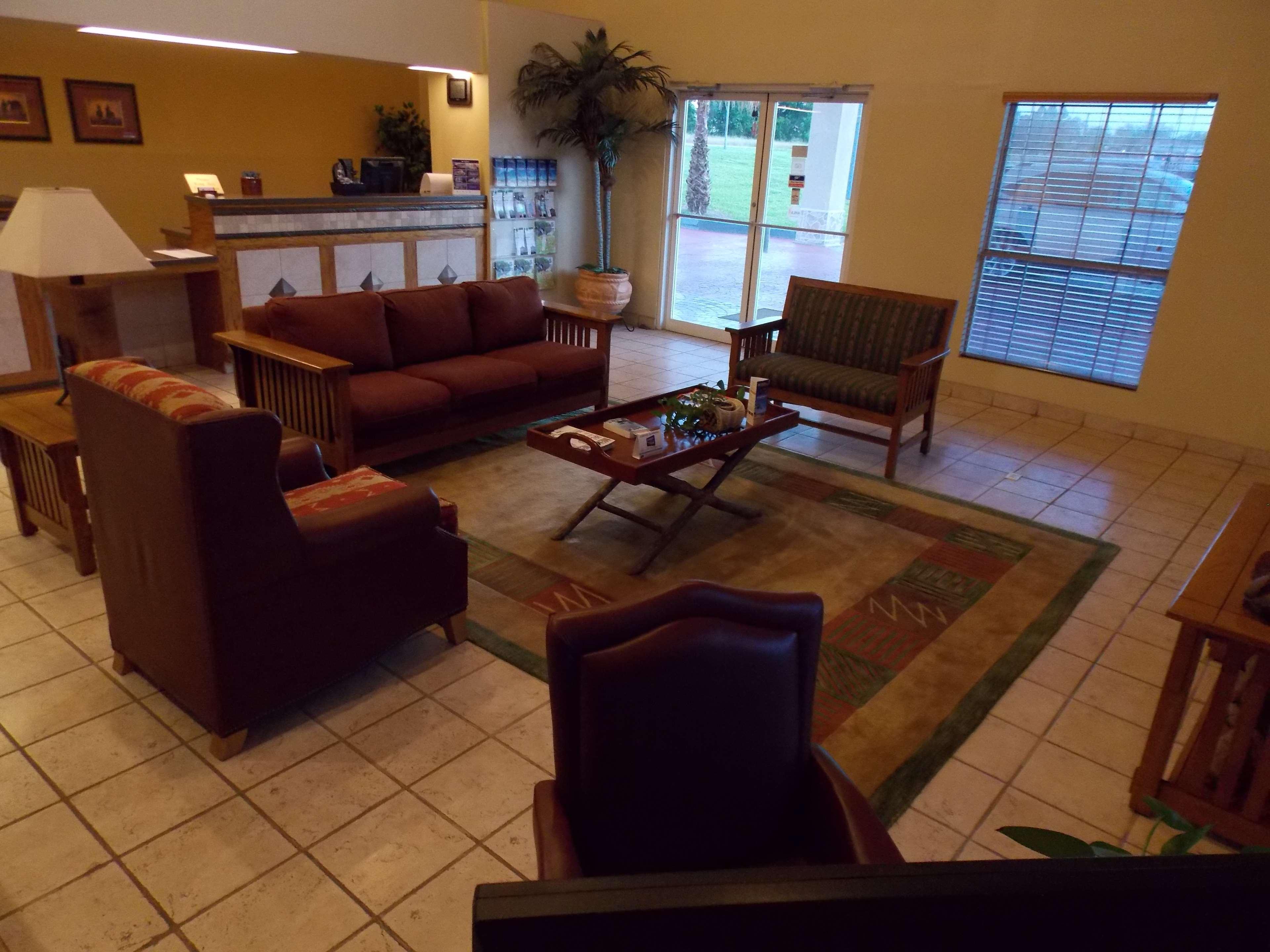 Best Western Executive Inn Hallettsville Buitenkant foto