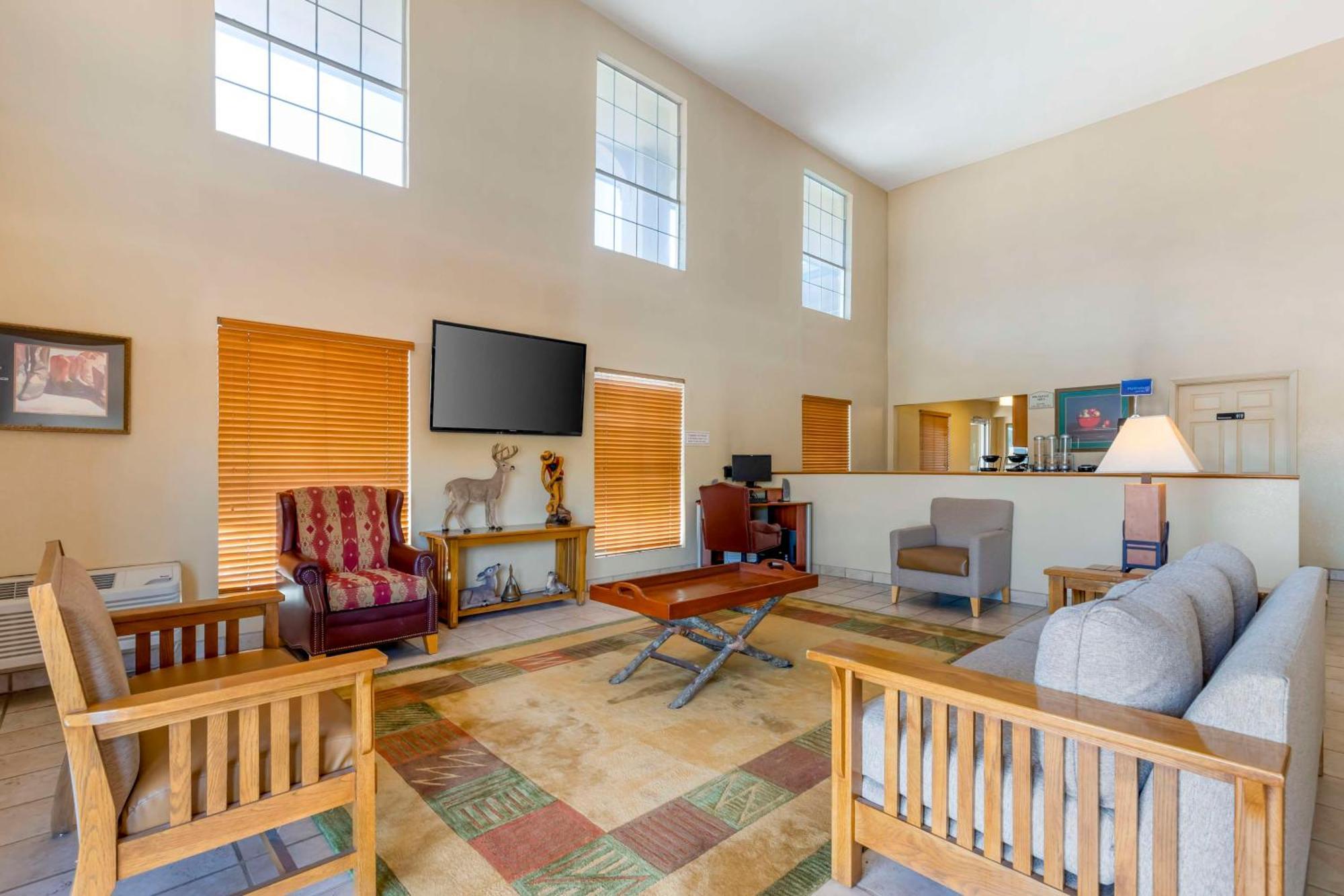 Best Western Executive Inn Hallettsville Buitenkant foto